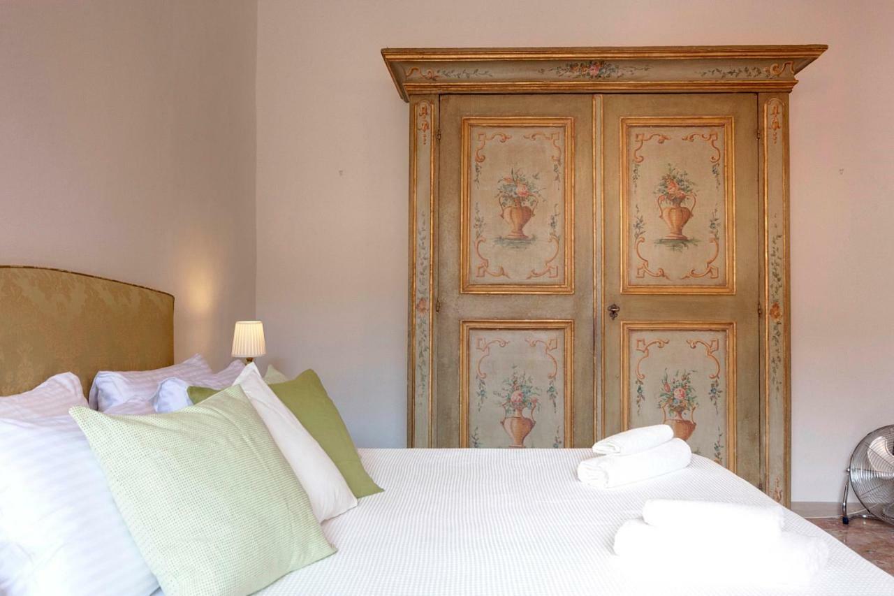 Historical Apartment Spectacular Arno View With Balcony From 12 Th Century. Florence Exterior photo