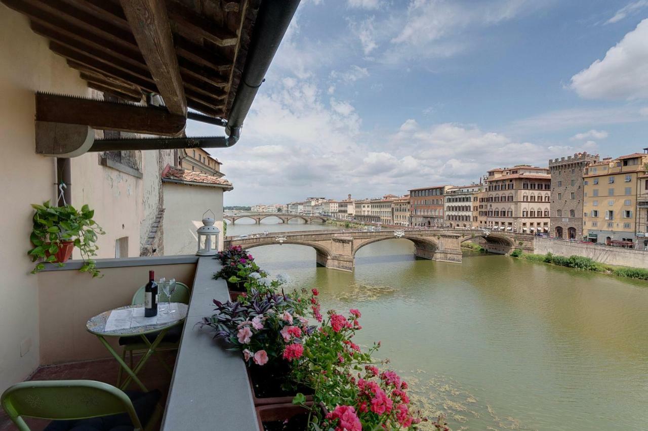 Historical Apartment Spectacular Arno View With Balcony From 12 Th Century. Florence Exterior photo