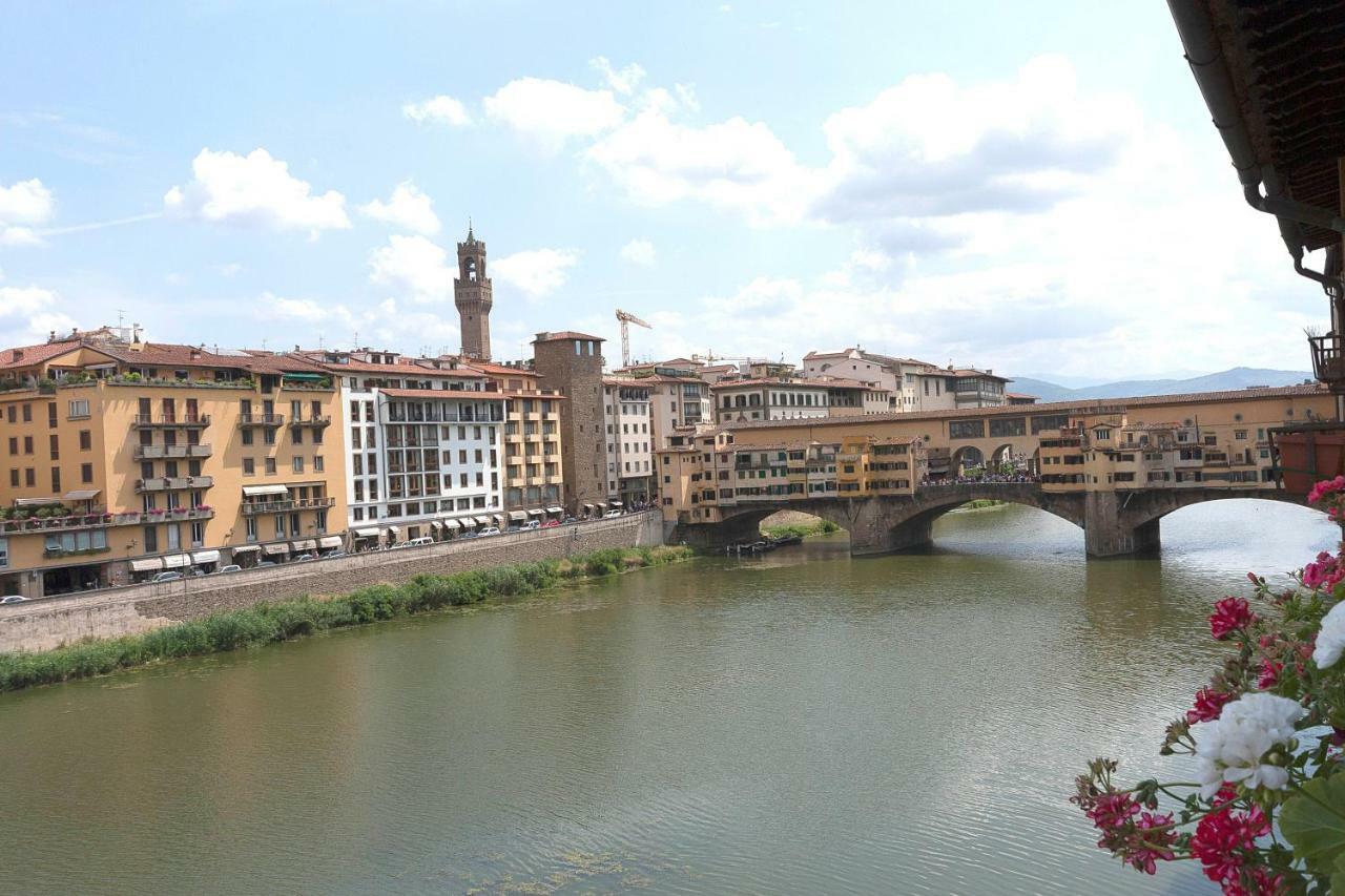 Historical Apartment Spectacular Arno View With Balcony From 12 Th Century. Florence Exterior photo