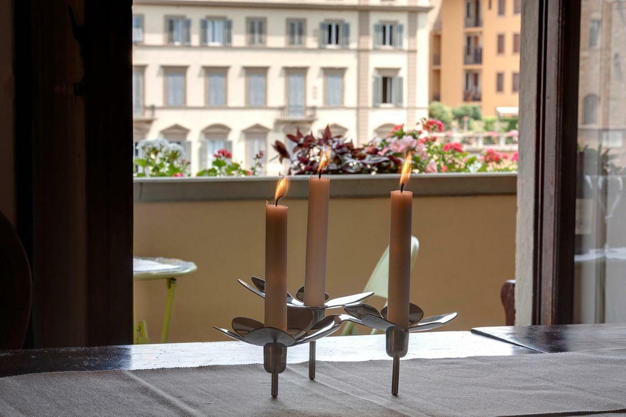 Historical Apartment Spectacular Arno View With Balcony From 12 Th Century. Florence Exterior photo